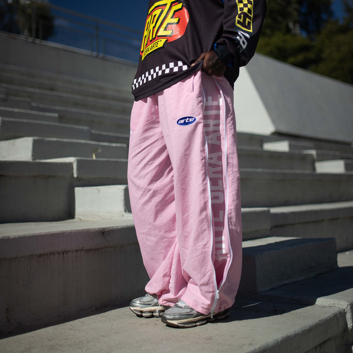 Pink Zip Baggy Pants