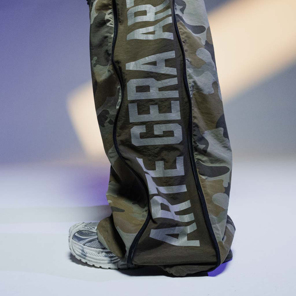 Camo Zip Baggy Pants